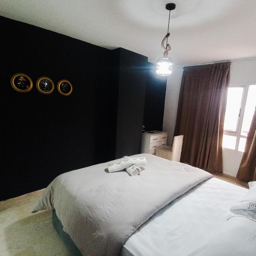 Nouveau Appartement Au Plein Centre Ville En Face Hilton Tánger Exterior foto